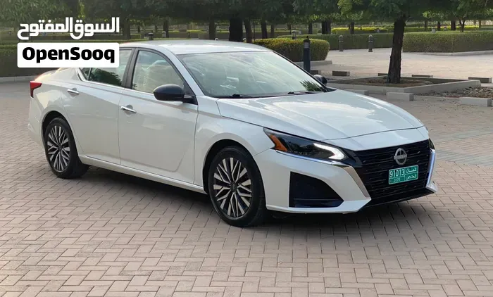 Nissan Altima 2024 photo 3