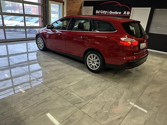 Ford Focus 2012 photo 4