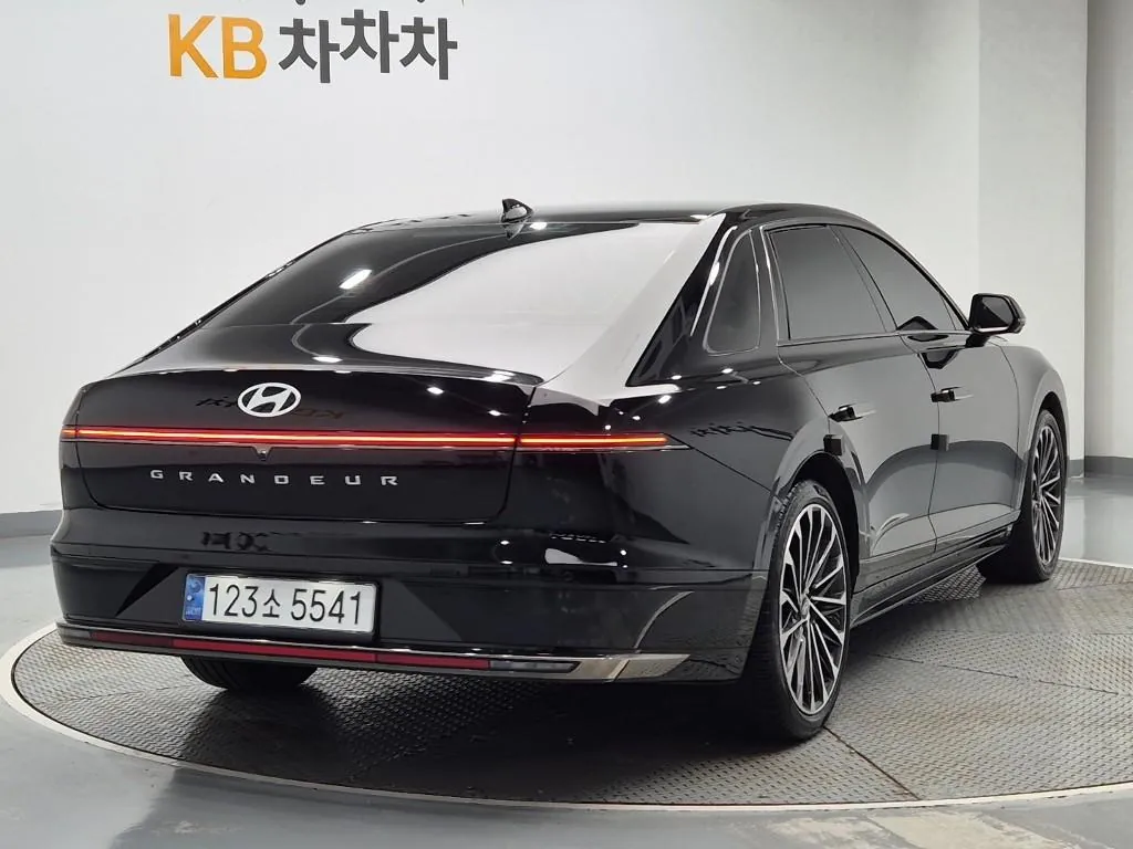 Hyundai Grandeur 2023 photo 3