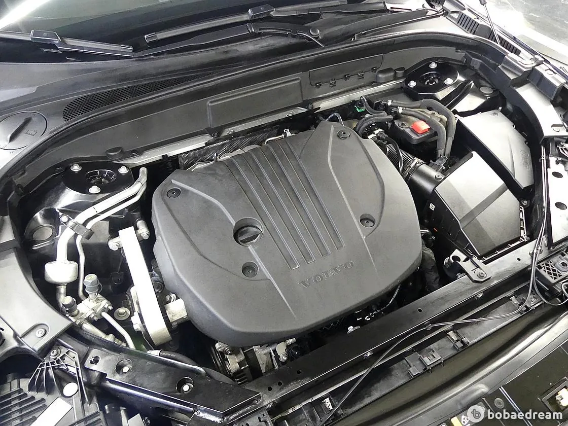 Volvo Xc60 2023 photo 5