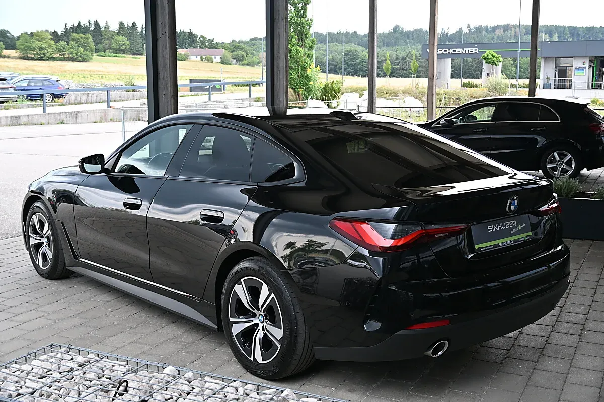 BMW 4 Series 2022 photo 3
