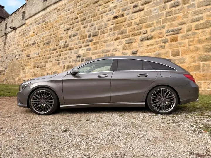 Mercedes-Benz Cla 220