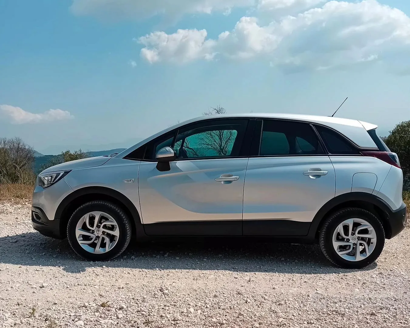 Opel Crossland X 2018 photo 3