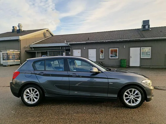 BMW 116D 2017 photo 2