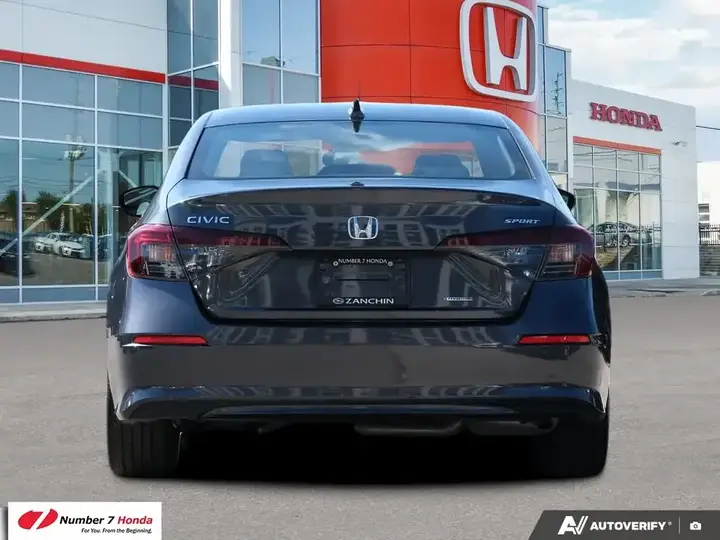 Honda Civic 2025 photo 5