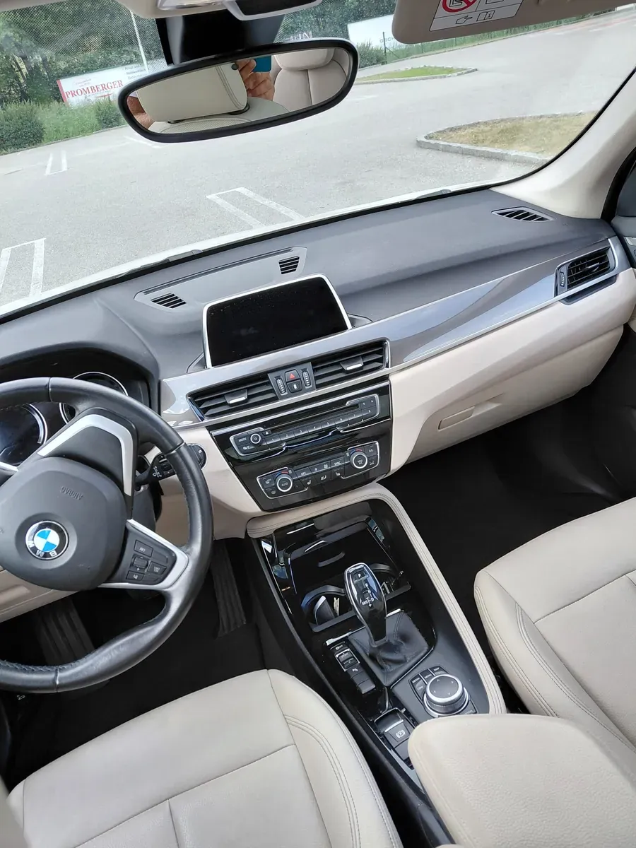 BMW X1 2018 photo 2