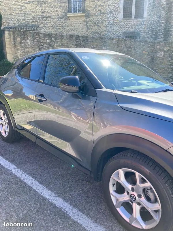 Nissan Juke 2021 photo 2