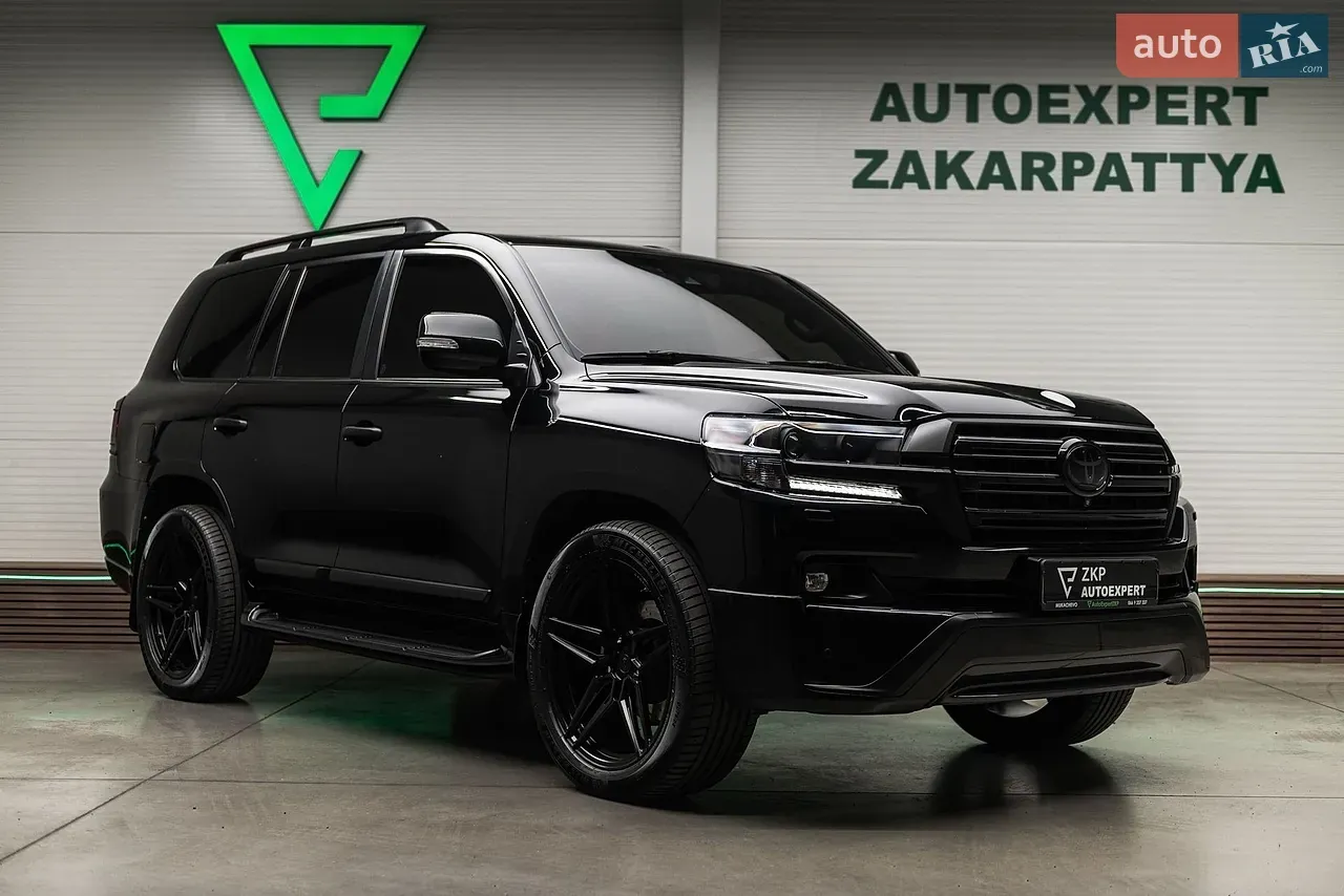 Toyota Land Cruiser