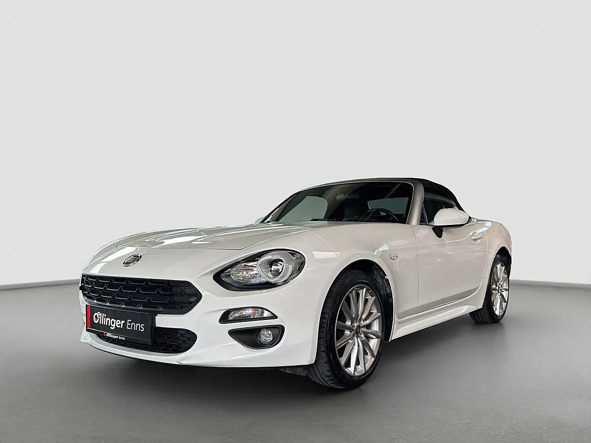 Fiat 124 Spider Lusso 2018 photo 2