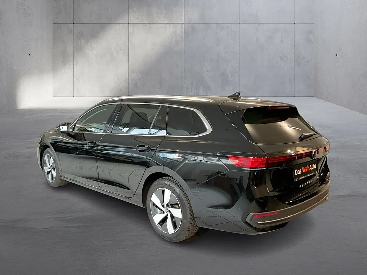 Volkswagen Passat 2025 photo 3