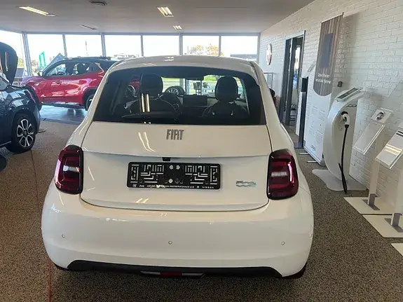 Fiat 500E 2024 photo 4