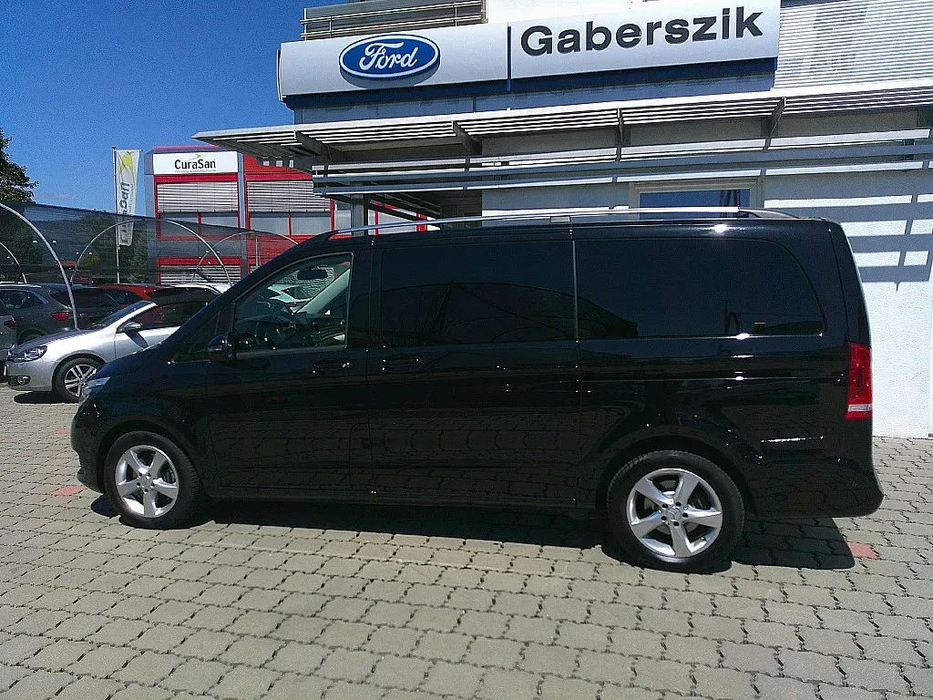 Mercedes-Benz V-Class 2018 photo 2