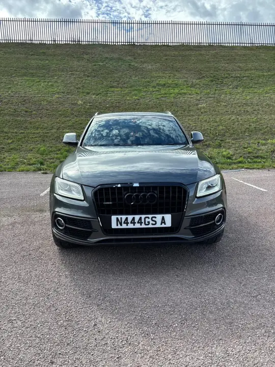 Audi Q5 2015 photo 2