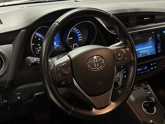Toyota Auris 2017 photo 5