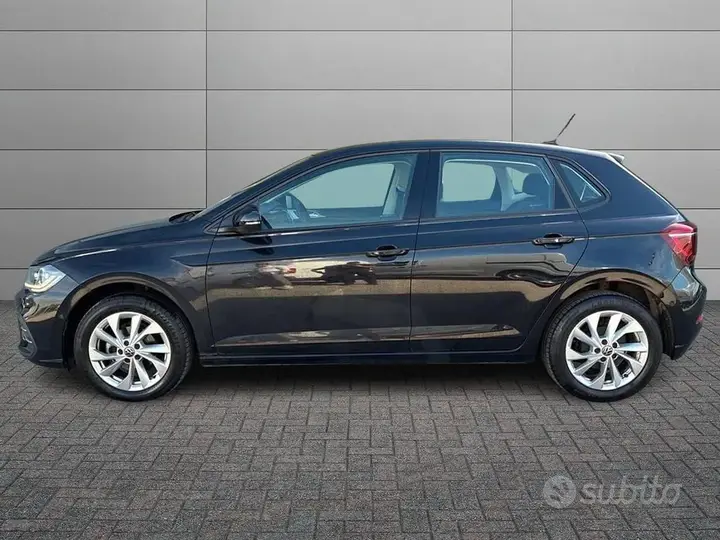 Volkswagen Polo 2023 photo 2