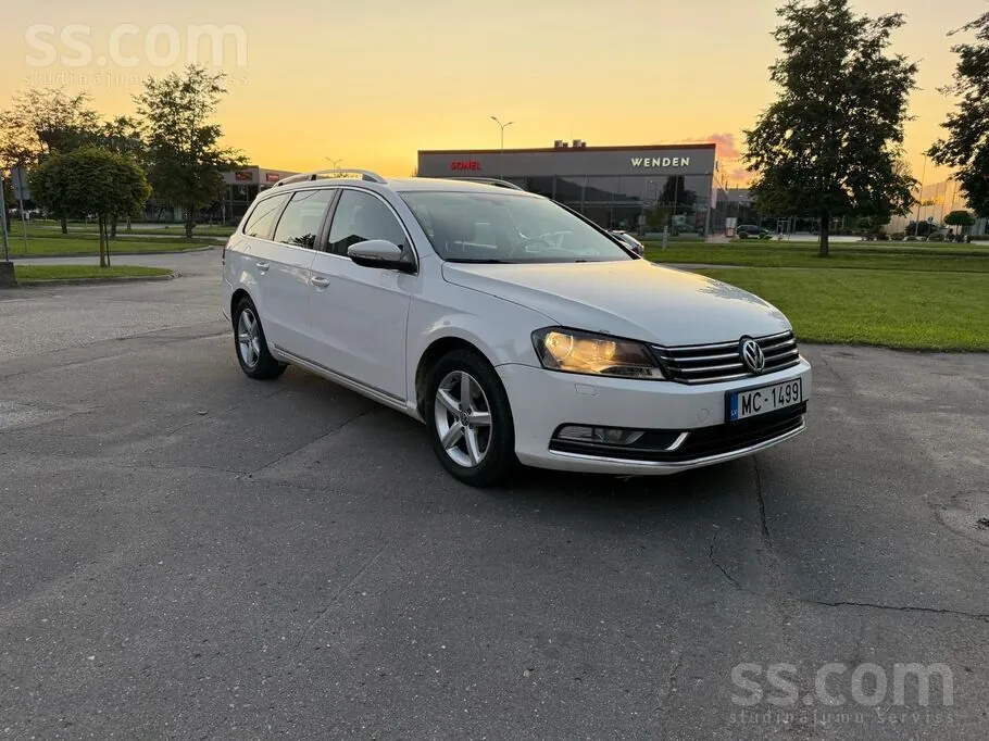 Volkswagen Passat 2012 photo 5