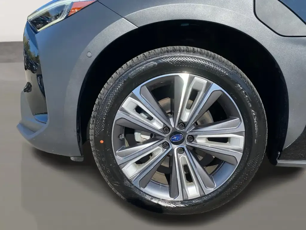 Subaru Solterra 2023 photo 4