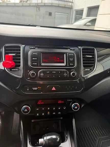 Kia Carens 2014 photo 5