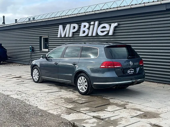 Volkswagen Passat 2013 photo 4