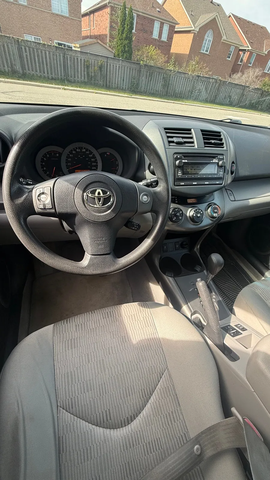 Toyota Rav4 2012 photo 2