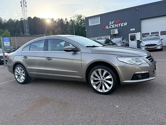 Volkswagen Passat Cc 2011 photo 2
