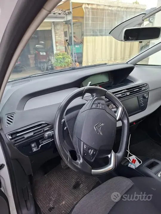 Citroen C4 Picasso 2018 photo 3