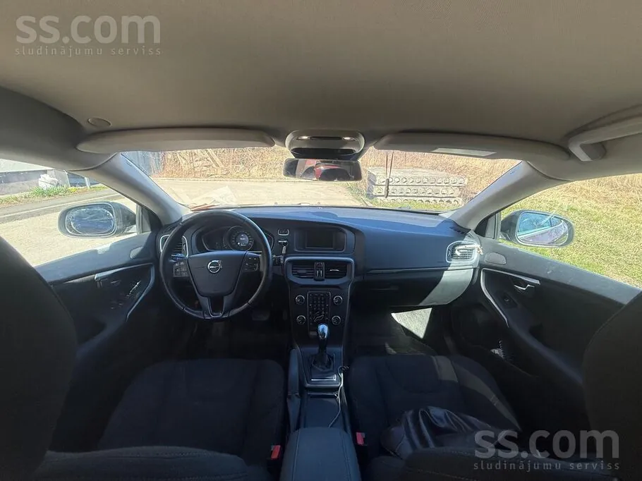 Volvo V40 2016 photo 5