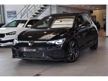Volkswagen Golf 2023 photo 2