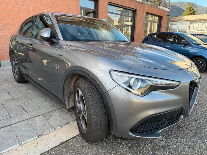 Alfa Romeo Stelvio 2021 photo 3