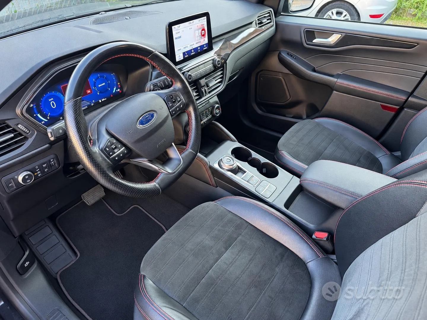 Ford Kuga 2022 photo 3