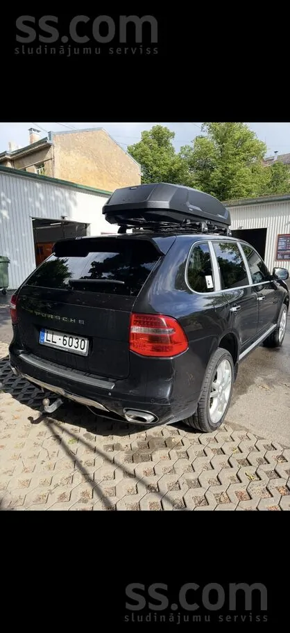 Porsche Cayenne 2009 photo 2