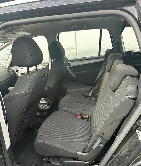 Citroen Grand C4 Picasso 2010 photo 3