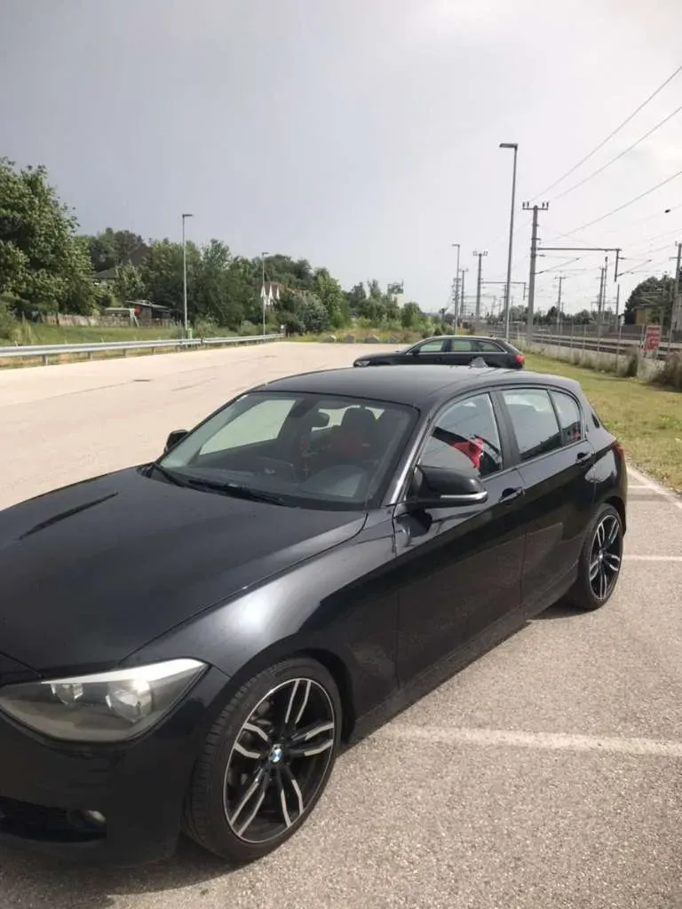 BMW 1 Series 2012 photo 2