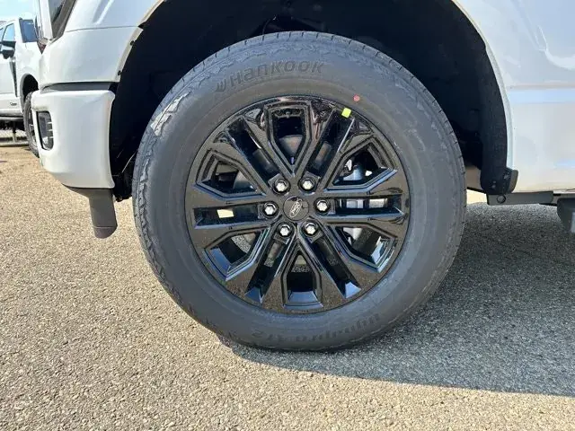 Ford F-150 2026 photo 3