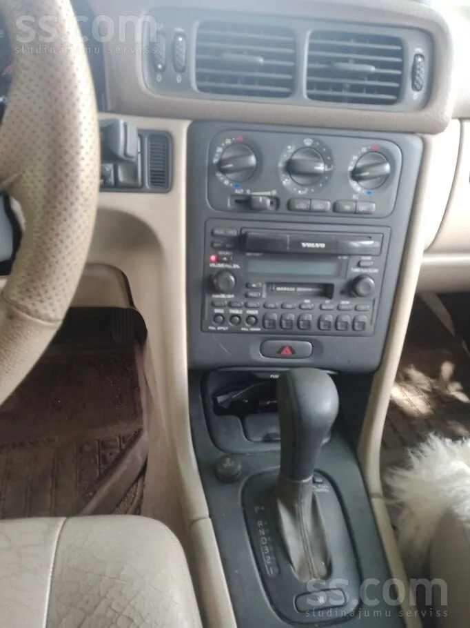 Volvo Xc70 1999 photo 2