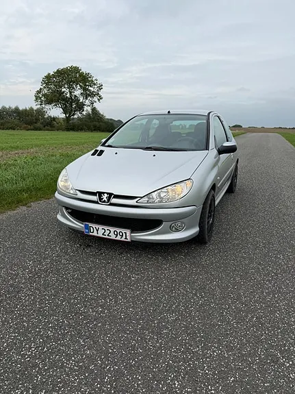 Peugeot 206 2005 photo 5