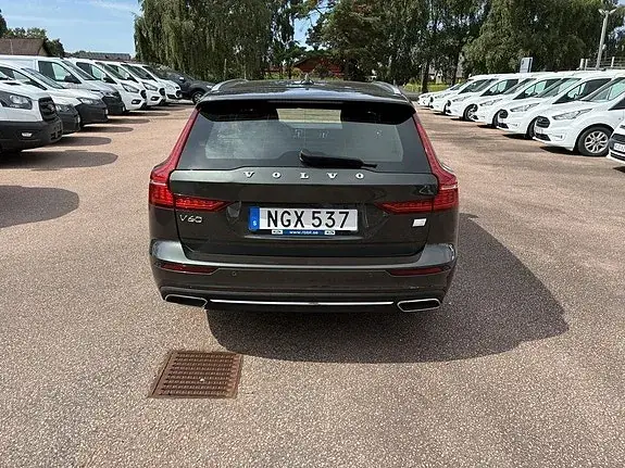 Volvo V60 2022 photo 5
