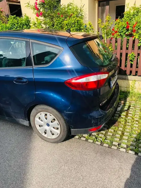 Ford C-Max 2012 photo 2