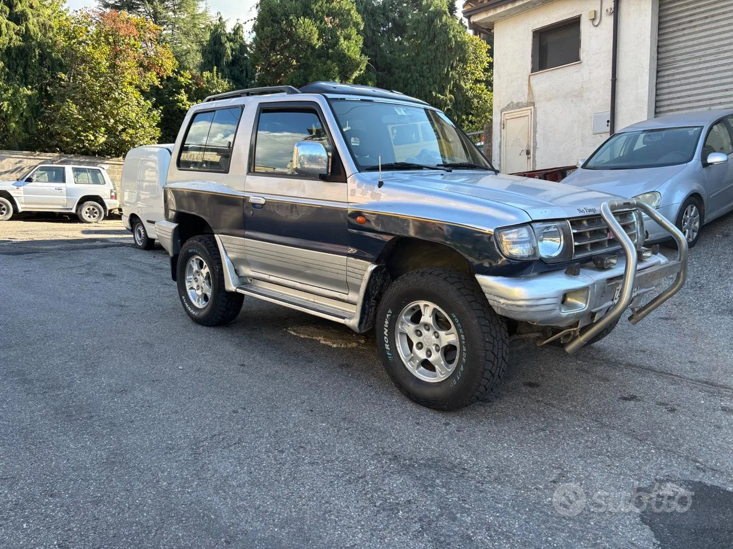 Mitsubishi Pajero 2000 photo 2