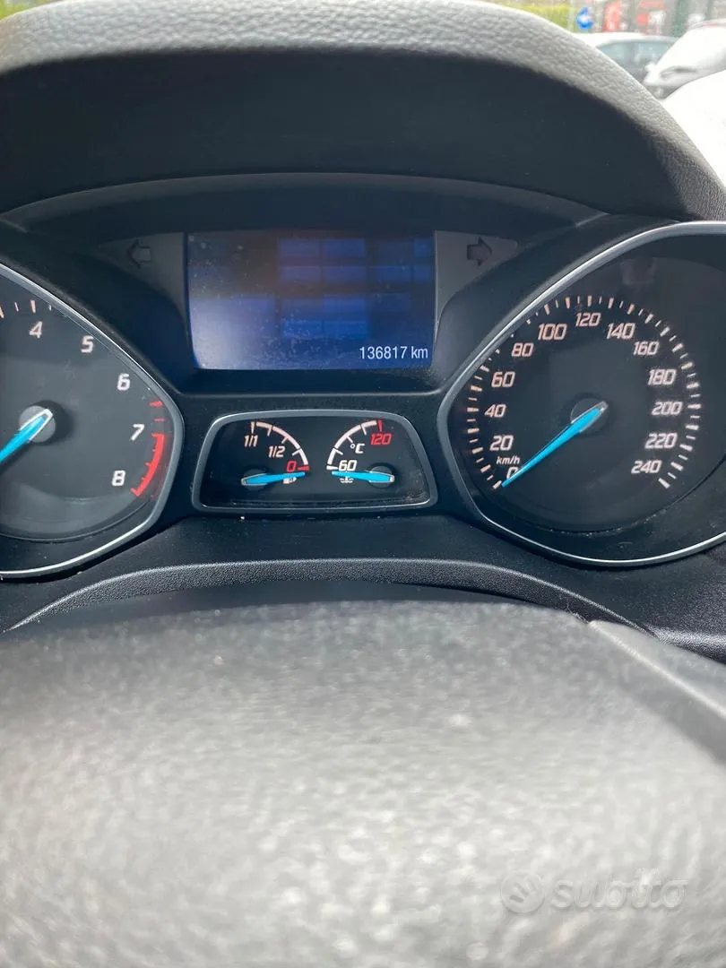 Ford Kuga 2013 photo 5