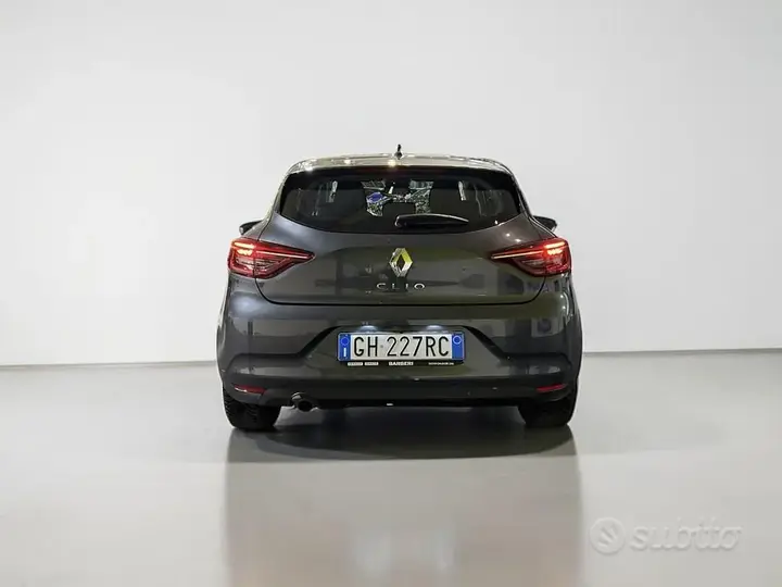 Renault Clio 2022 photo 4