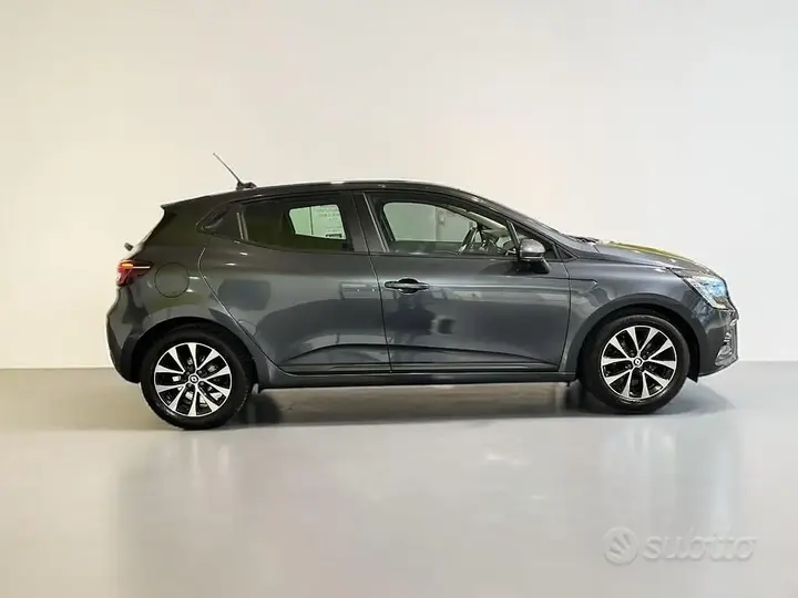 Renault Clio 2022 photo 5