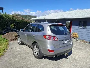 Hyundai Santa Fe 2010 photo 4