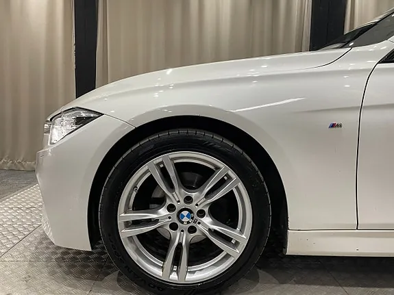 BMW 320 2019 photo 4