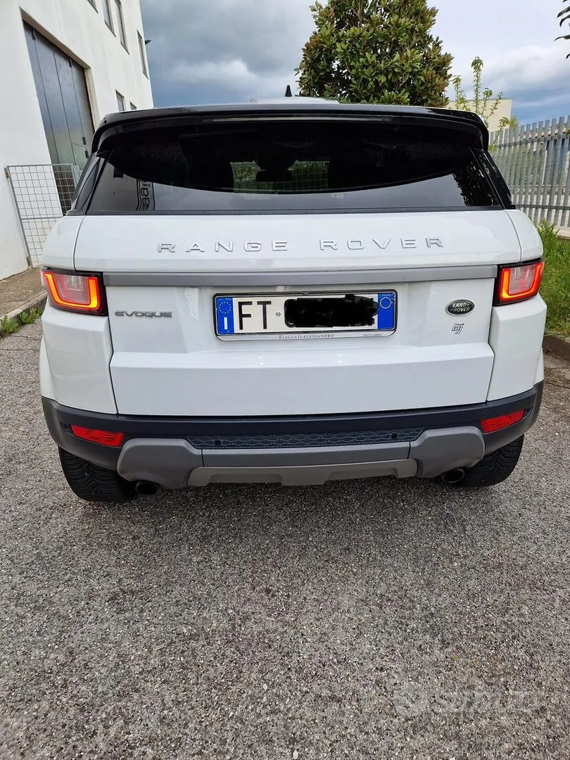 Land Rover Range Rover Evoque 2019 photo 5