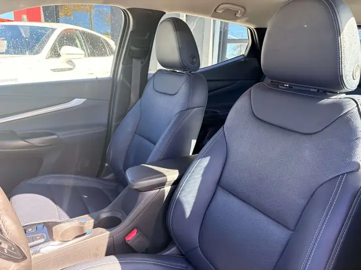 Chevrolet Bolt 2023 photo 4