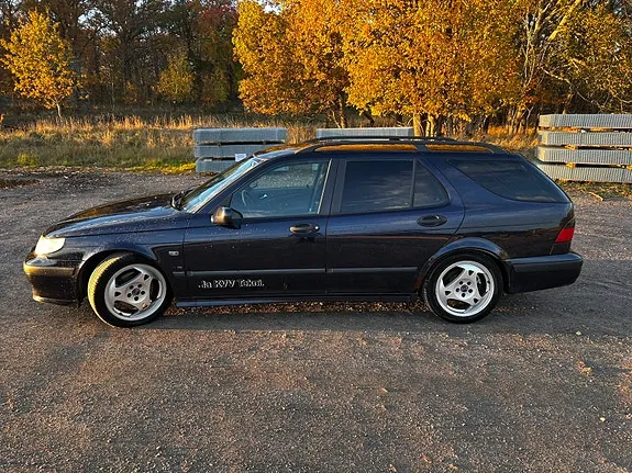 Saab 9-5 2000 photo 2