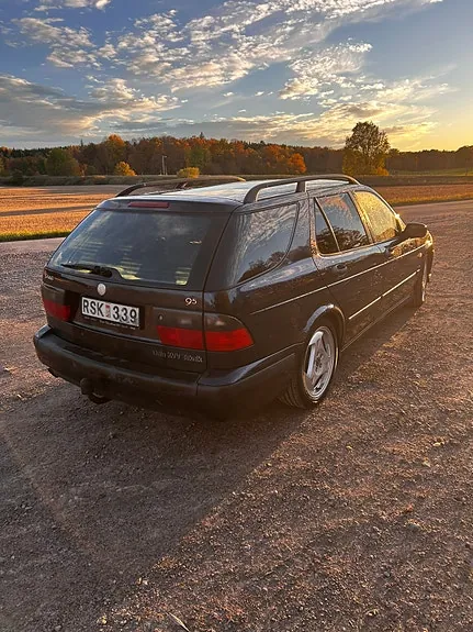 Saab 9-5 2000 photo 3