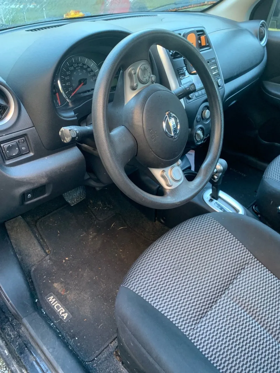 Nissan Micra 2015 photo 3