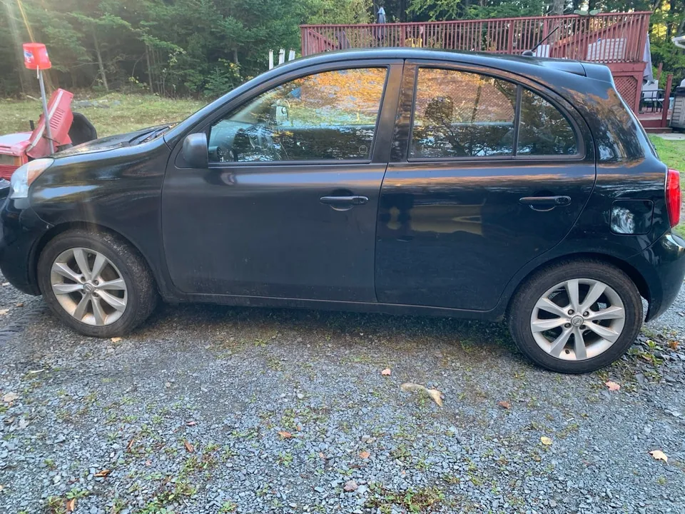 Nissan Micra 2015 photo 2